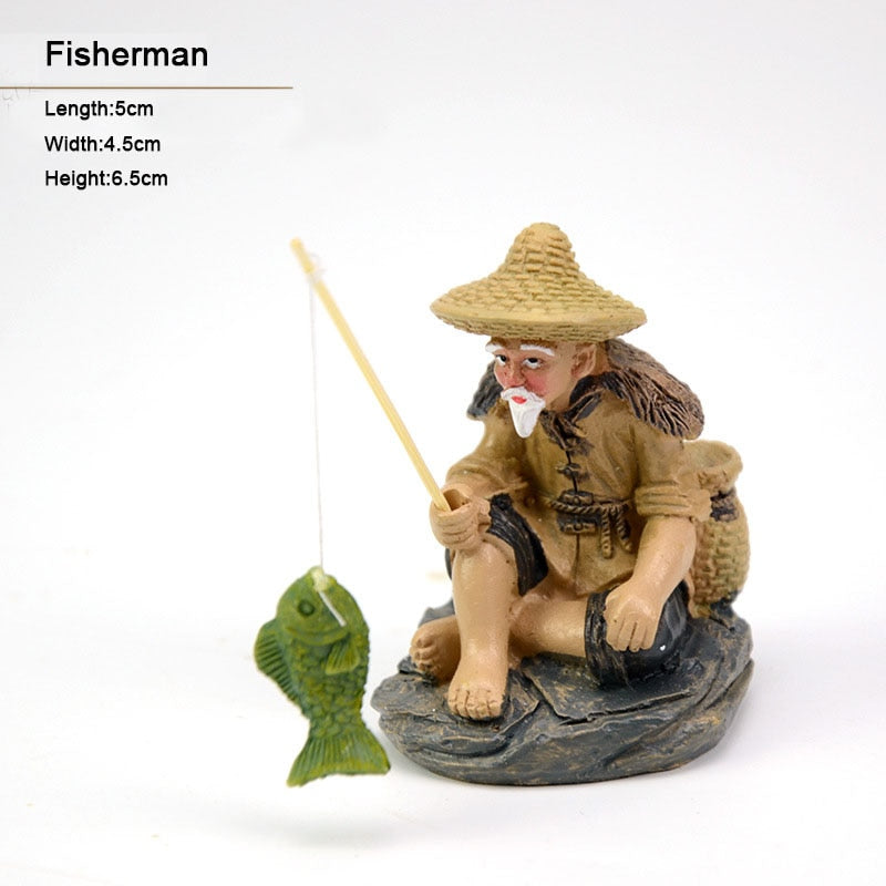 Angler and Multiple Choices of Fish Tank Decorations